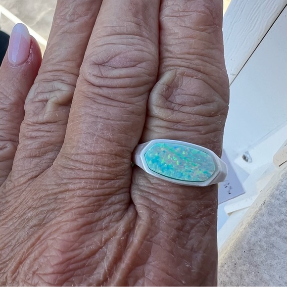 NWT Kendra Scott Mel Ring RARE Mint Opal & Silver Perfectly Beautiful Retired! - Picture 12 of 12